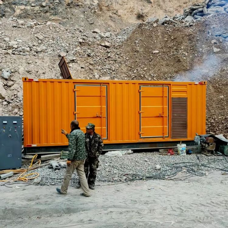 建水如何选择适合自己的 800KW 柴油发电机组?