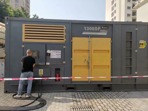 建水500KW发电机组冬季应该配多大的启动电瓶？