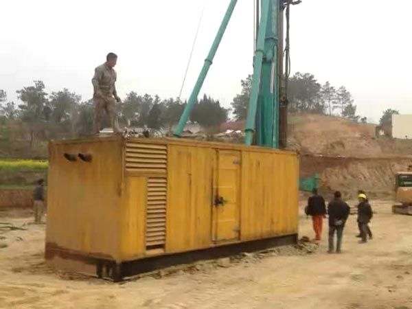 建水如何判断水冷式机油散热器密封件是否需要更换？